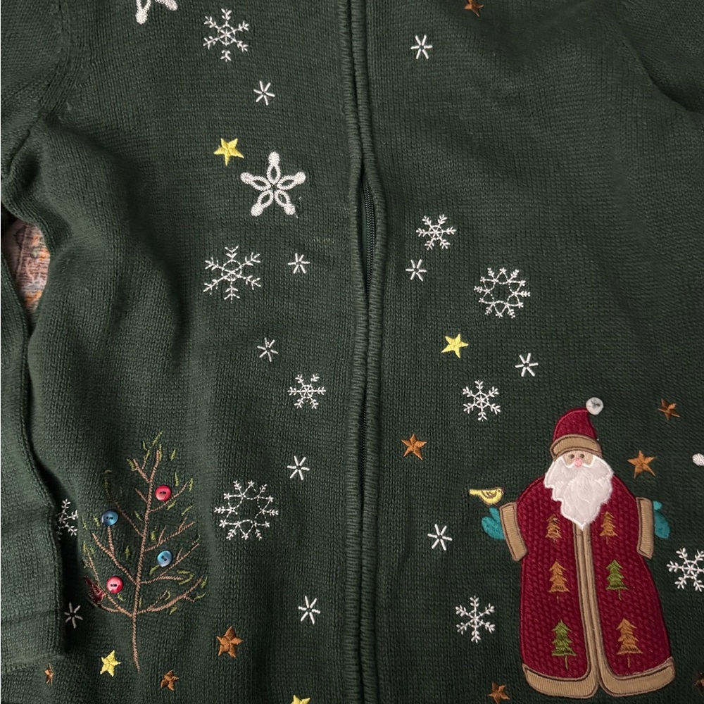 Festive Green Holiday Sweater with Santa Design . Vintage 1x